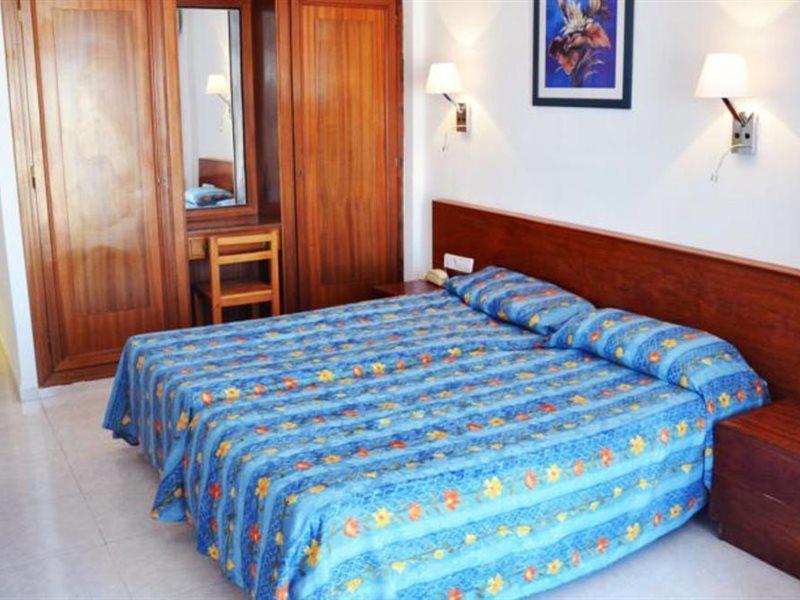 Aparthotel Vibra Bay Sant Antoni de Portmany Exterior foto