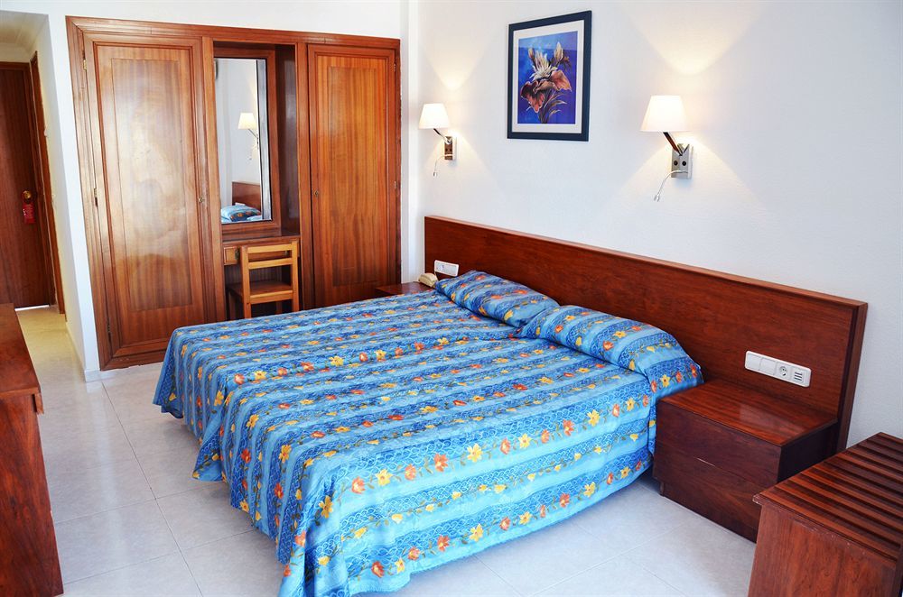 Aparthotel Vibra Bay Sant Antoni de Portmany Exterior foto